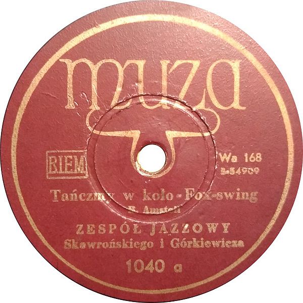 https://www.discogs.com/release/25756366-Zesp%C3%B3%C5%82-Jazzowy-G%C3%B3rkiewicza-I-Skowro%C5%84skiego-Ta%C5%84czymy-w-ko%C5%82o-Dwana%C5%9Bcie-takt%C3%B3w