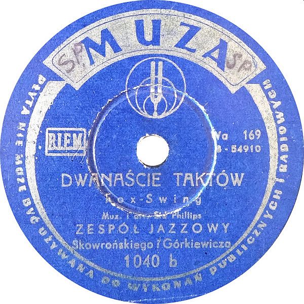 https://www.discogs.com/release/25756429-Zesp%C3%B3%C5%82-Jazzowy-G%C3%B3rkiewicza-I-Skowro%C5%84skiego-Ta%C5%84czymy-w-ko%C5%82o-Dwana%C5%9Bcie-takt%C3%B3w