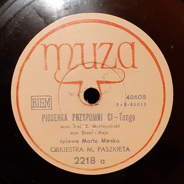 https://www.discogs.com/release/20983276-Marta-Mirska-Orkiestra-M-Paszkieta-Orkiestra-Jazzowa-A-B-Guzi%C5%84skiego-Piosenka-Przypomni-Ci-Tango-Mi