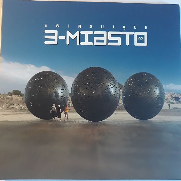 https://jazzforum.com.pl/main/cd/swingujce-3-miasto-02